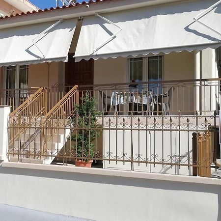 Periklis House Villa Nea Kallikrateia Bagian luar foto