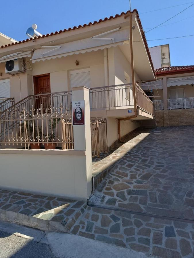 Periklis House Villa Nea Kallikrateia Bagian luar foto