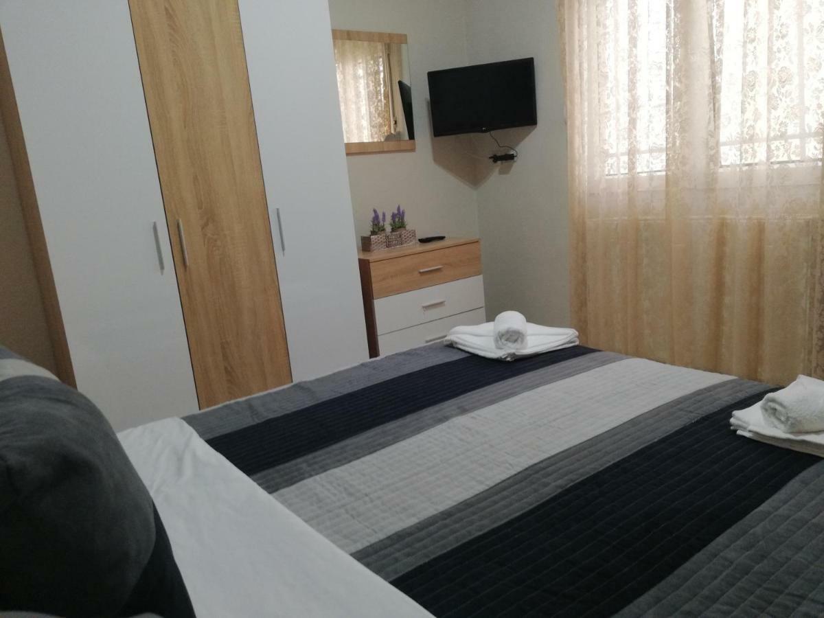 Periklis House Villa Nea Kallikrateia Bagian luar foto