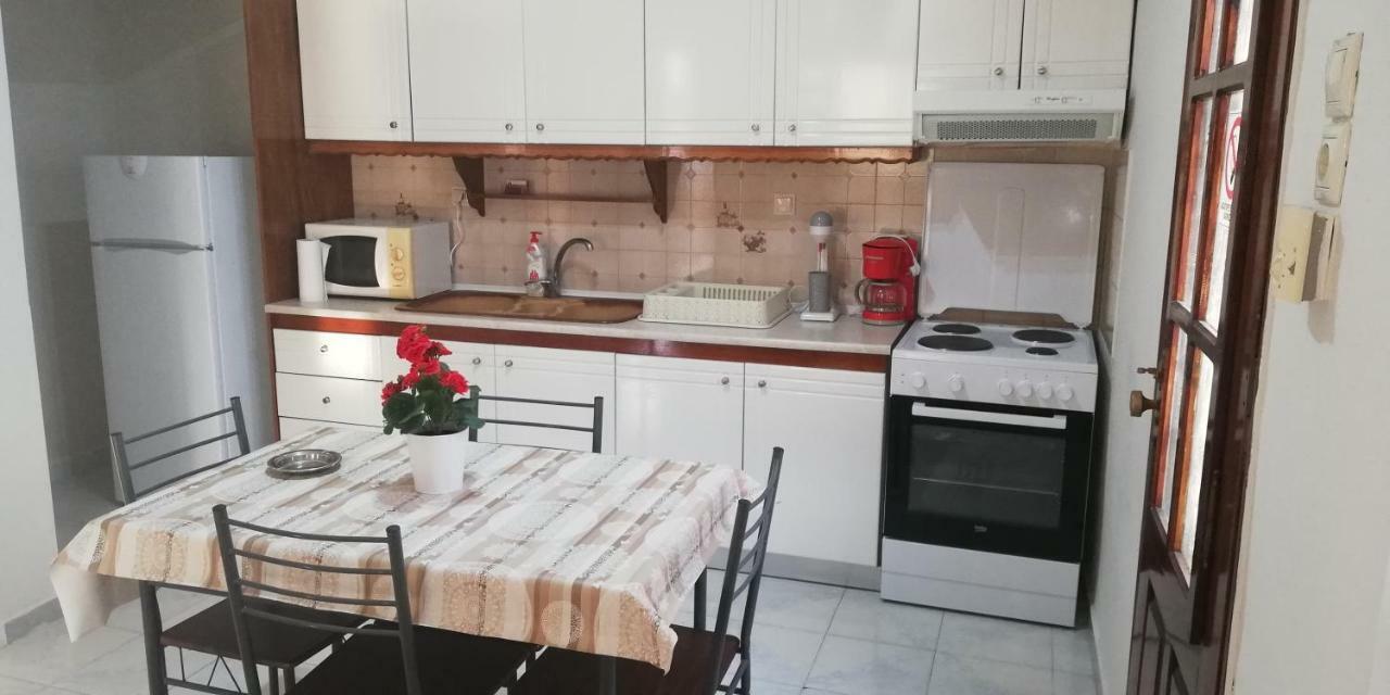 Periklis House Villa Nea Kallikrateia Bagian luar foto