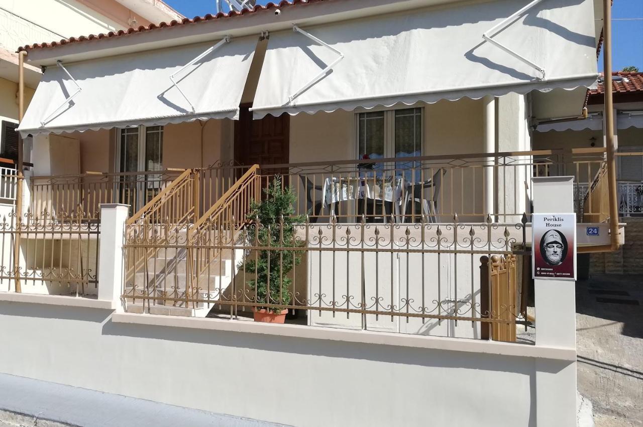 Periklis House Villa Nea Kallikrateia Bagian luar foto