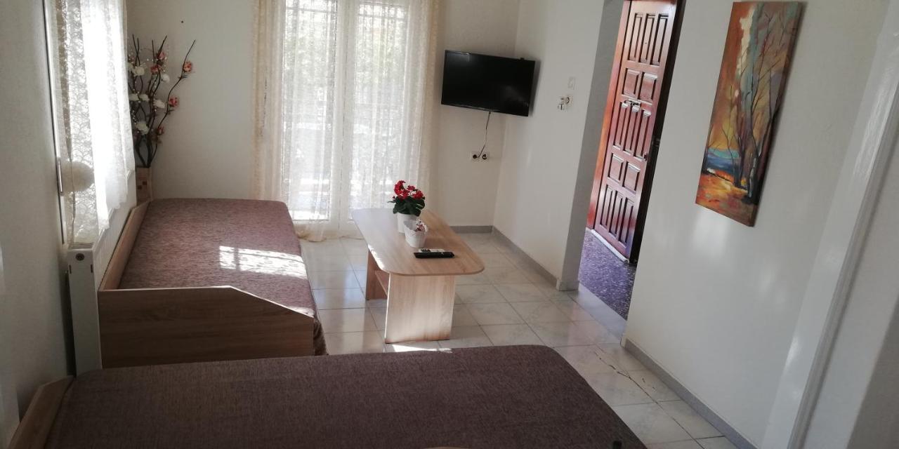 Periklis House Villa Nea Kallikrateia Bagian luar foto